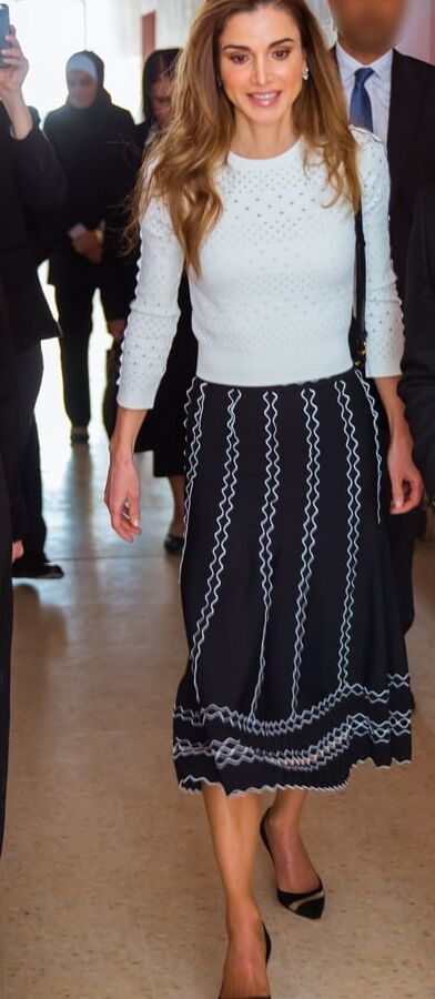 Queen Rania of Jordon in Pantyhose