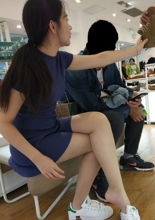 Street Pantyhose – Chinesisches Fickspielzeug in Strumpfhosen