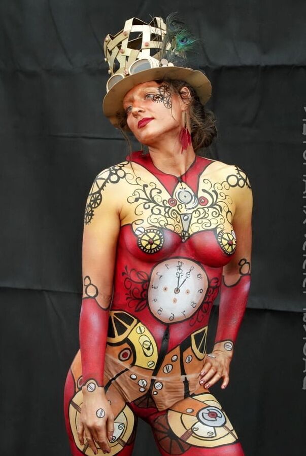 Body Paint Session