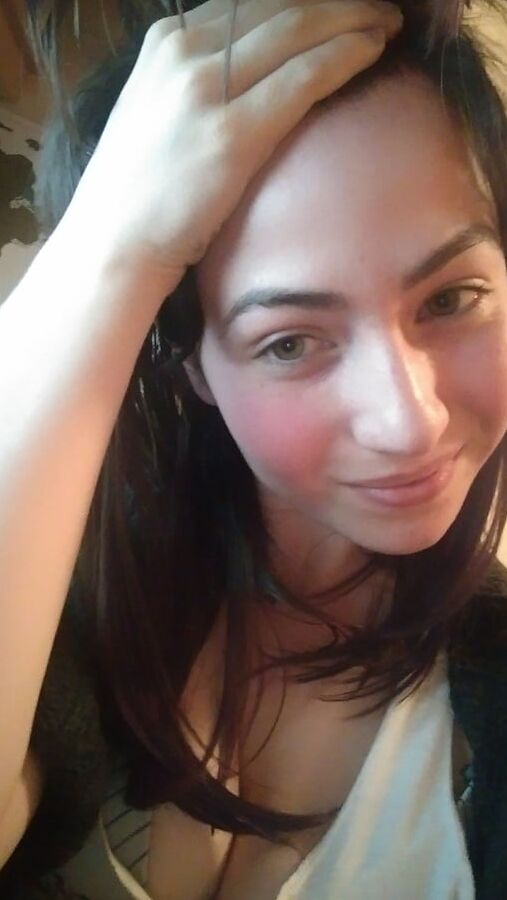 Hot mom Karolina from Moletai
