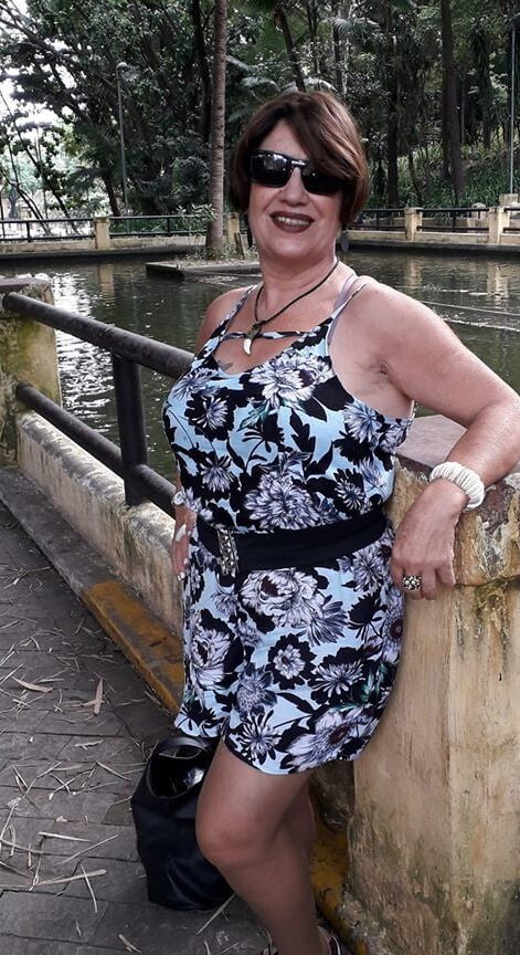 GILF ALICE