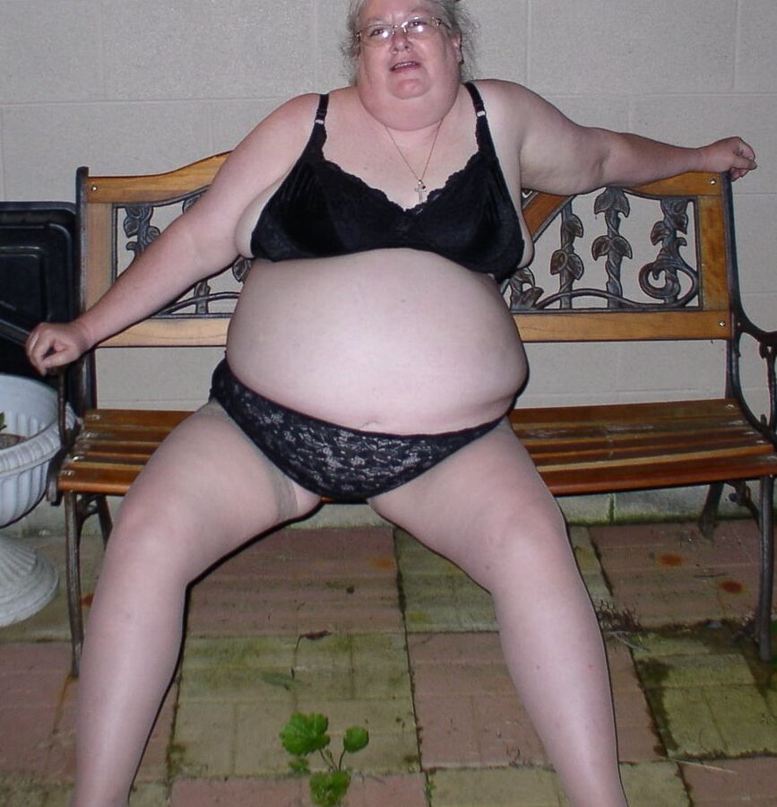 Bbw mix (Older slut)