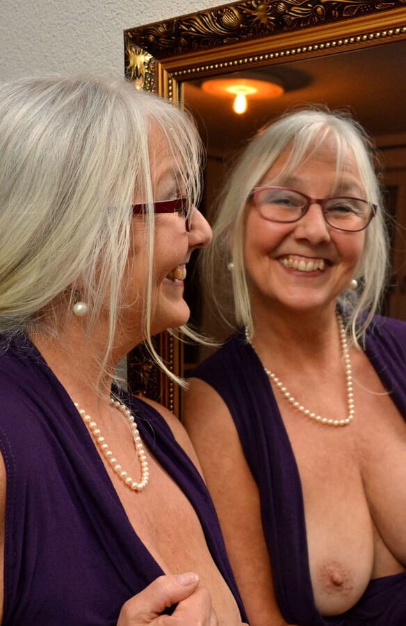 MILF mature femme d&;experience