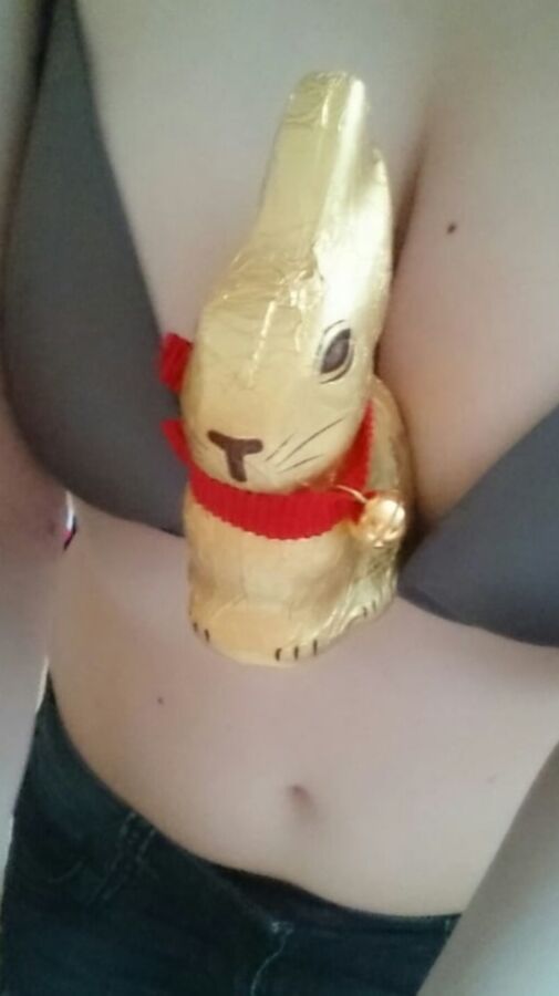 Exposure request for sexy German girlfriend