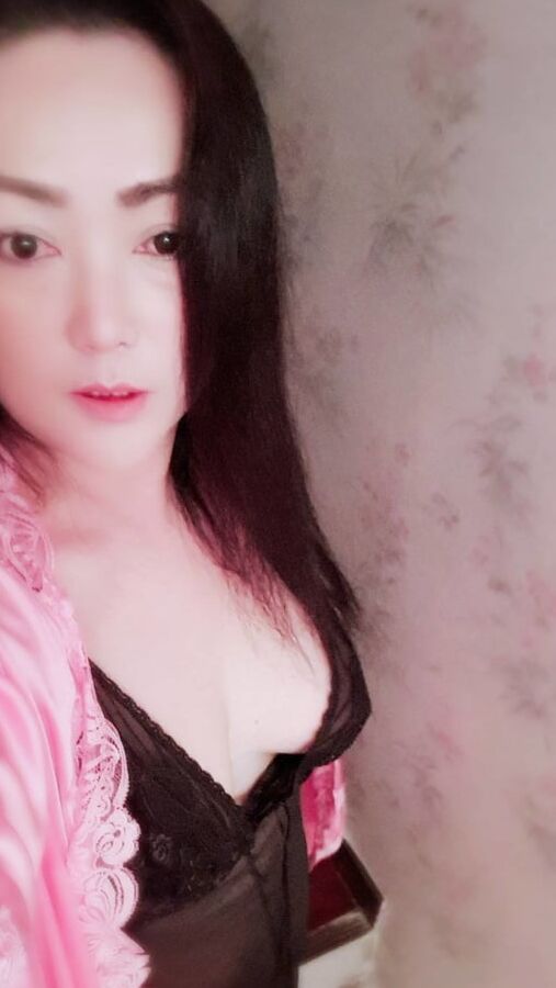 Thai side line girl