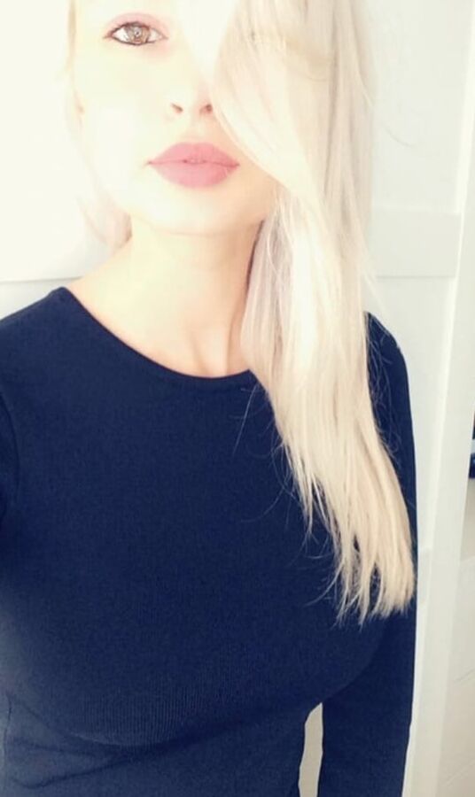 Blonde dutch slut myself