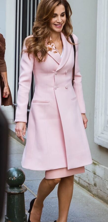 Queen Rania of Jordon in Pantyhose