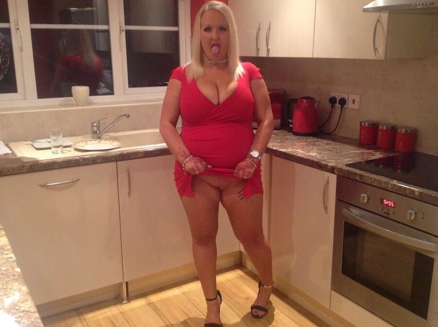 Nasty blonde pig
