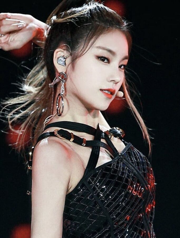 Hwang Yeji - ITZY