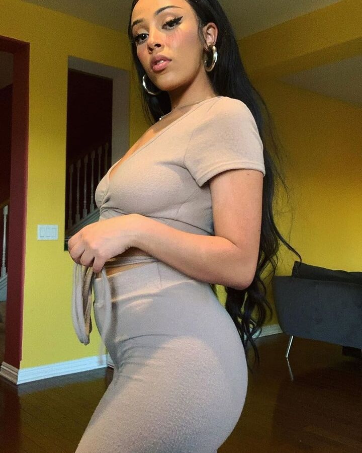Doja Cat Hot Pictures