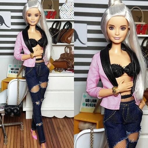 Barbie F