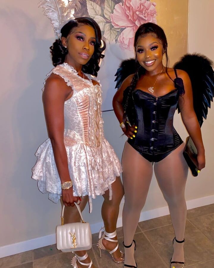 ebony beauties in pantyhose