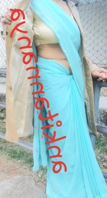 DESI COUPLES SWAP THREESOME GROUP