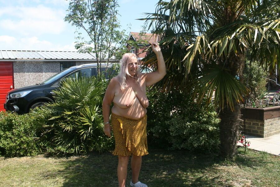 Val in Garden