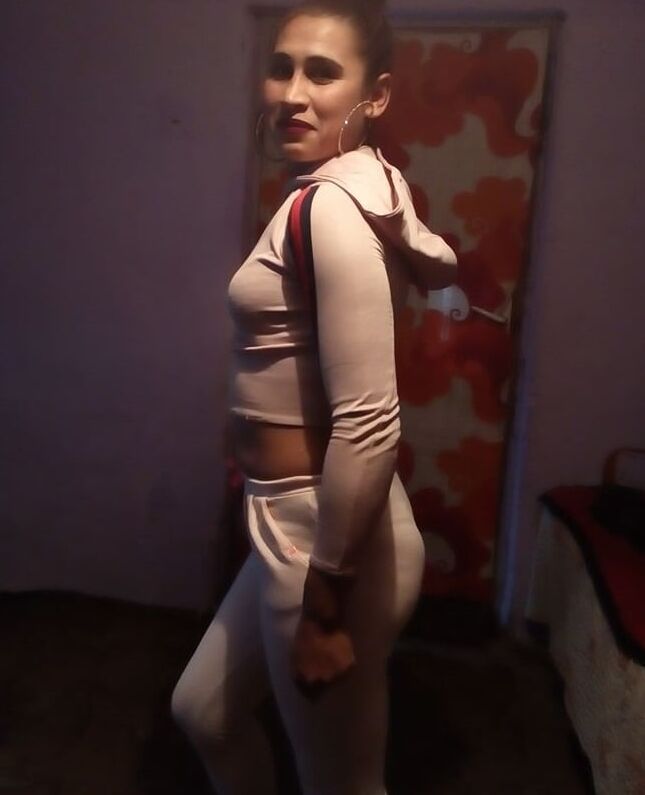ROU ROMANIAN GYPSY MILFS YOUNG SEXY DIRTY GYPSY MOM