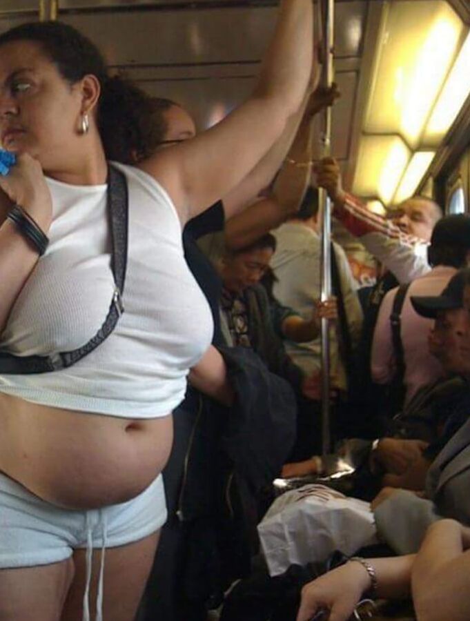 Braless Gilfs Milfs