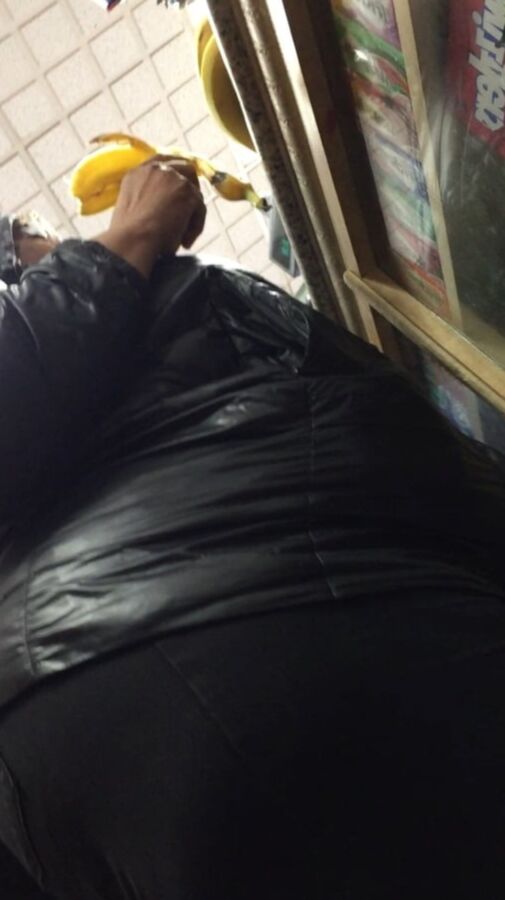 SSBBW PHAT ASS BUSTING OUT COAT
