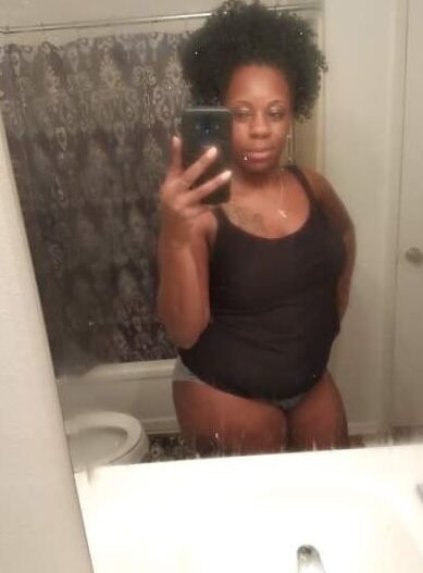Black Sexy slut being a sexy