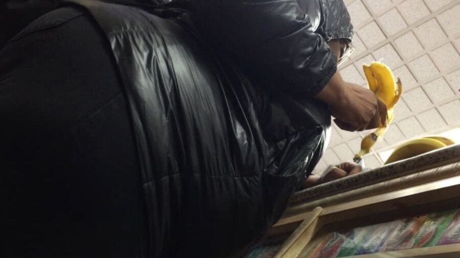 SSBBW PHAT ASS BUSTING OUT COAT