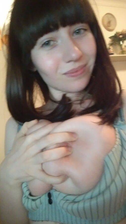 Hot mom Karolina from Moletai