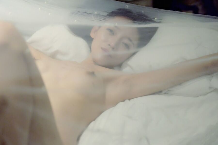 Sexy chinese bride