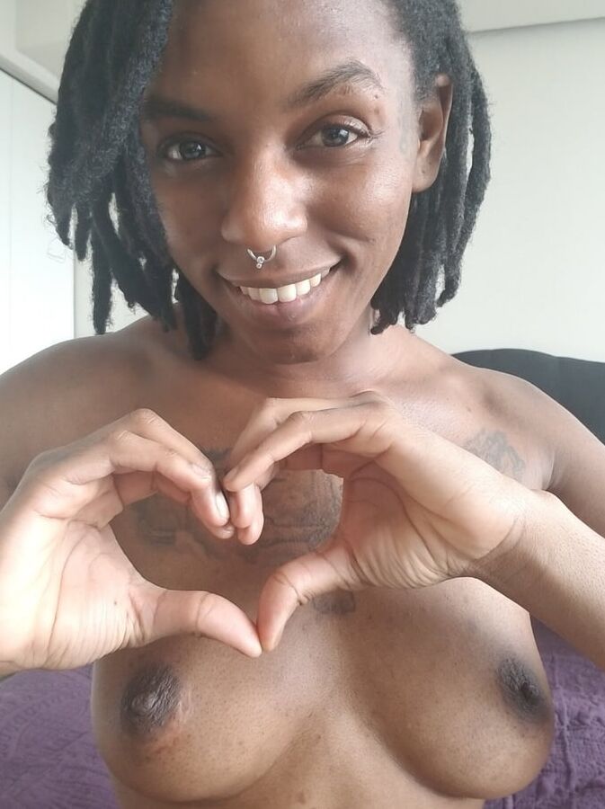 Somebody Nasty Ass Aunt