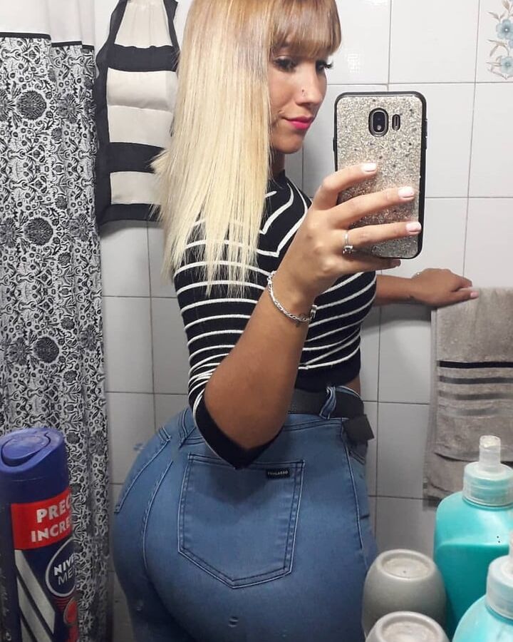 Q Pedaco de culo eres ese