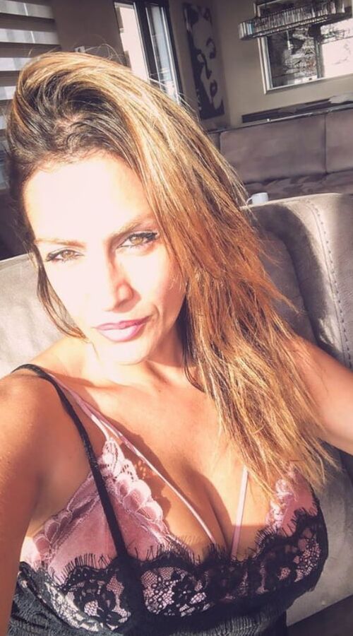 Tugba Ekinci