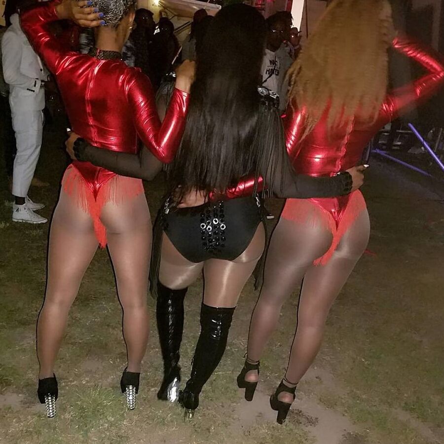 ebony beauties in pantyhose