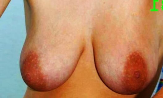 Which breast would you like to cum..?