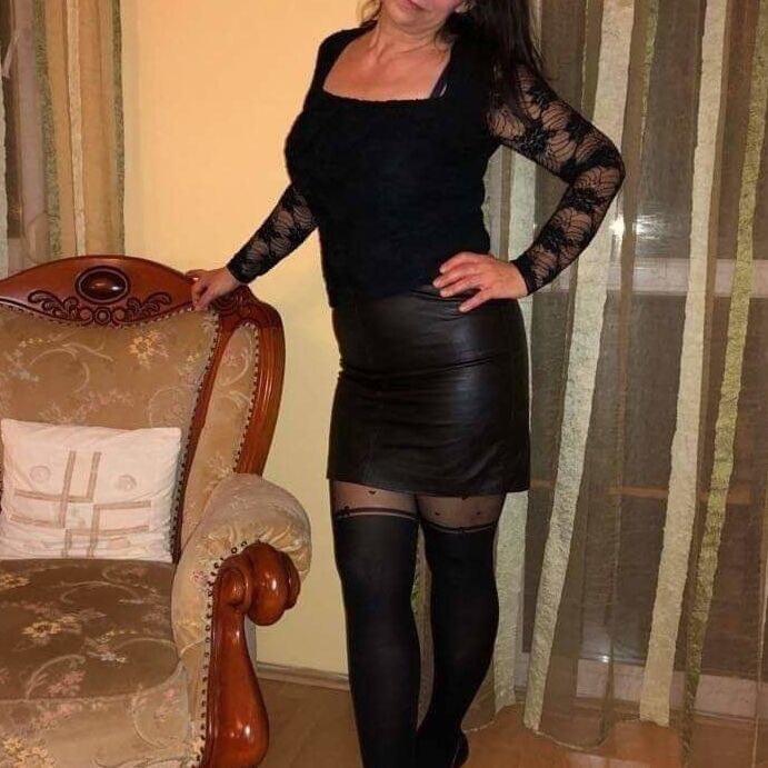 Hungarian mature Ildiko
