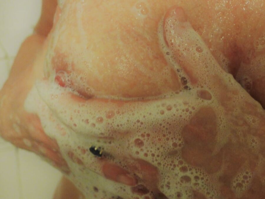 suck my soaky tits Amberx