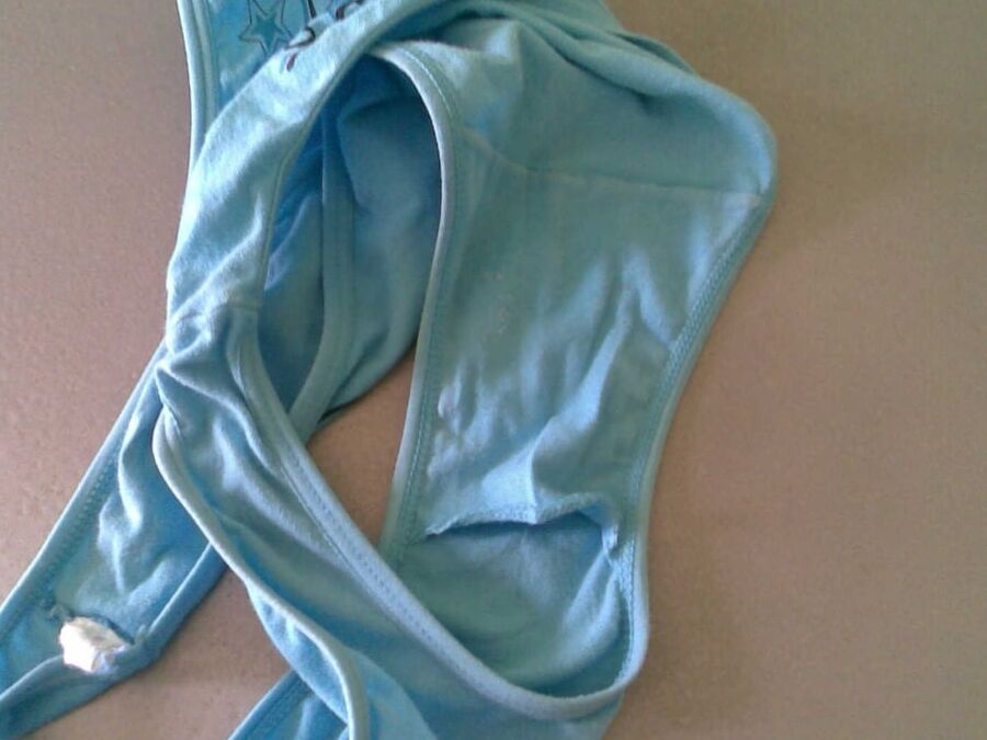 Pinay Milf Worn Panties