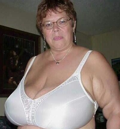 BUSTY GRANNIES ARE HOT TOO!