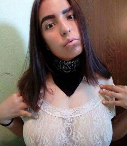 Chava tetona