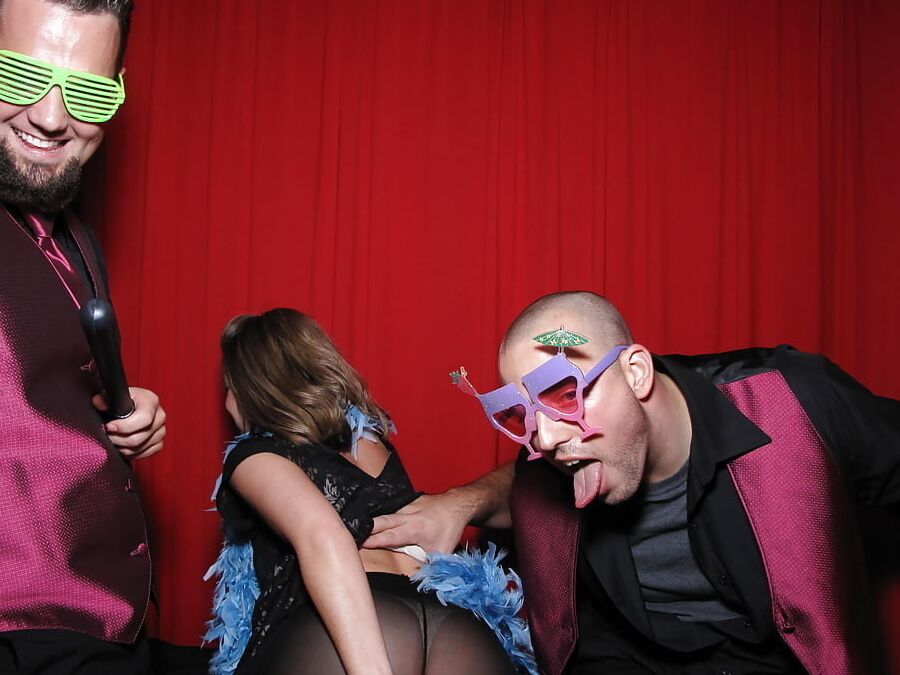 Pantyhose Pigs ()