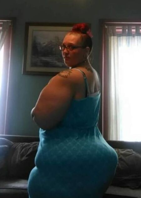 Fat Chicks With Deceptively Thin Faces