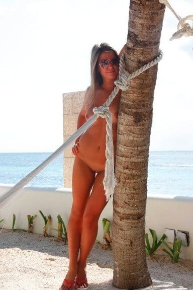 Sexy vacation slut!