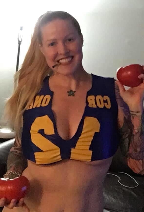 Thicc Sandwich Wench