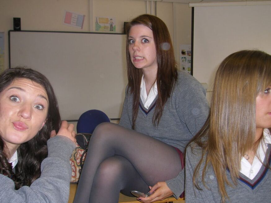 People&;s Wives and GFs in Pantyhose