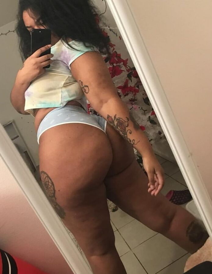 SEXY REFLECTIONS