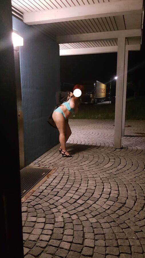 Public Wife