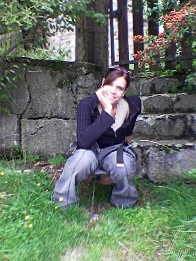 Marjorie takes a piss