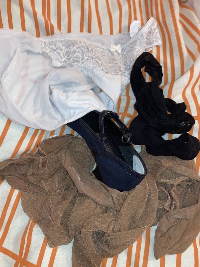 Dessous der Ehefotze, wifes lingerie and pantyhose
