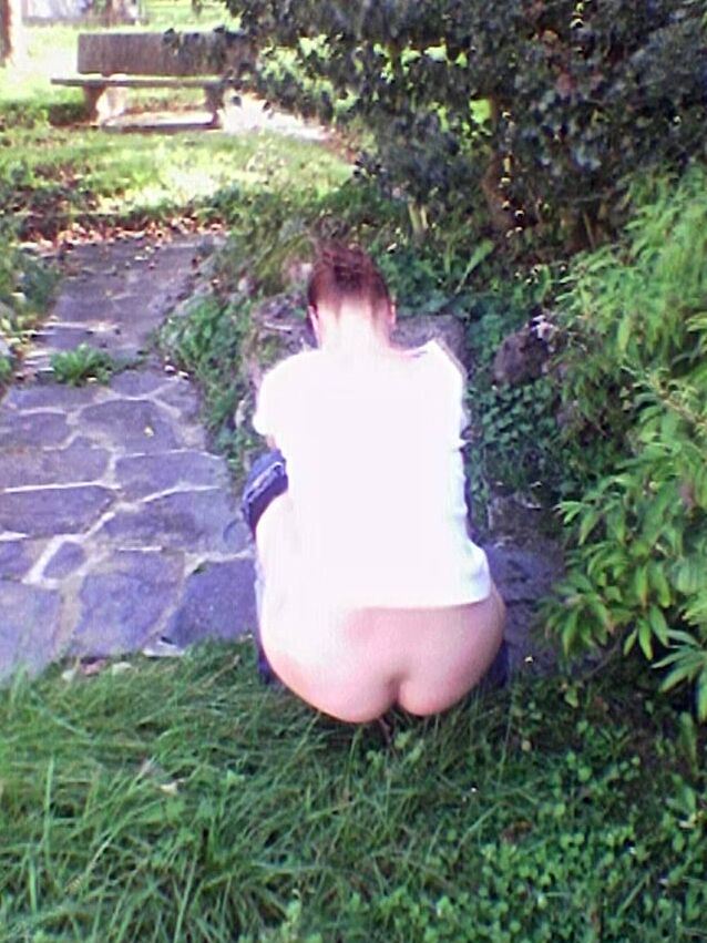 Marjorie takes a piss