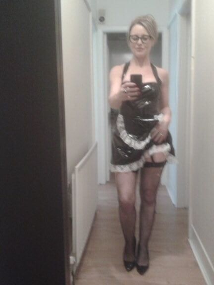 Slutty Milf Pose