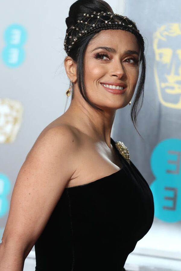 Salma hayek (Huge boobs celeb&;)