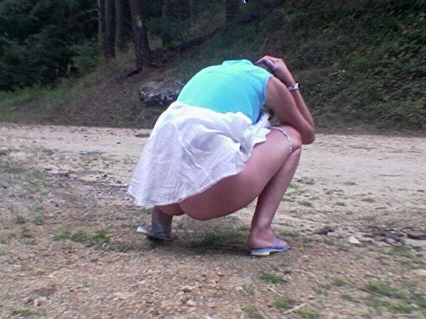 Marjorie takes a piss