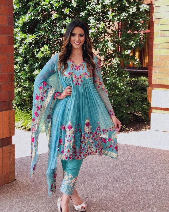 Sexy Desi Women New