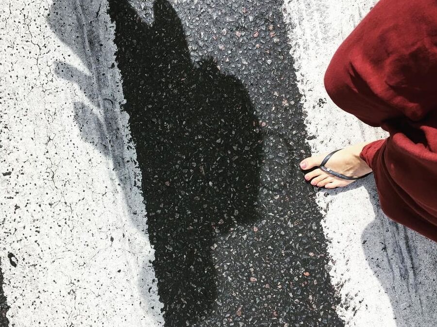 Only Feet (no nude)